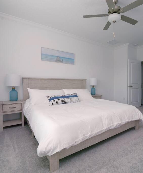 Modern Oasis! 3Br Townhouse In A Lagoon Community ウェスレイ・チャペル エクステリア 写真